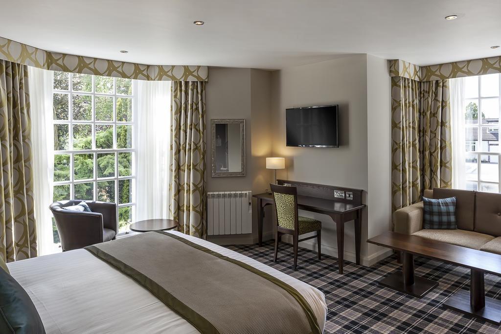 Best Western Plus Pinewood Manchester Airport-Wilmslow Hotel Exteriér fotografie